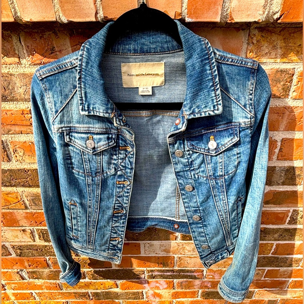 Pilcro and The Letterpress Denim Jacket Slightly Cropped In Back Woman’s Size XS